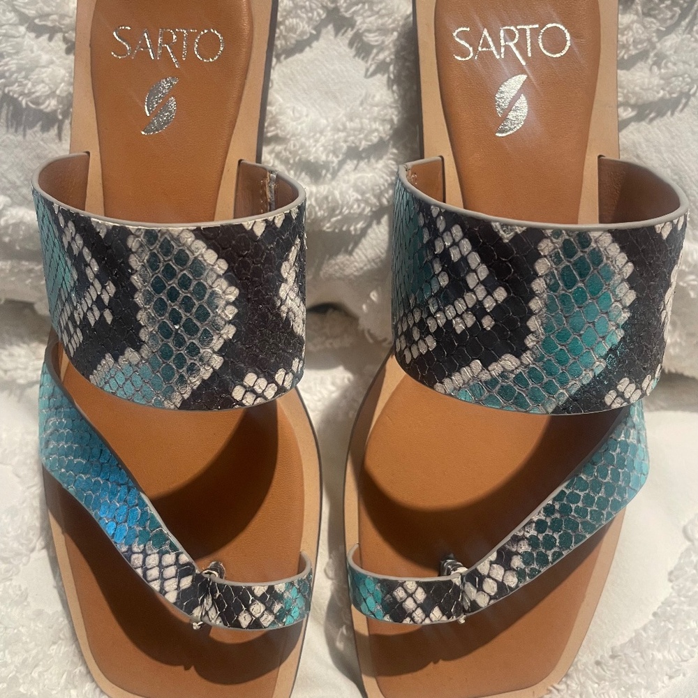 Franco Sarto Metallic Snakeskin Sandals 6.5-Never Worn
